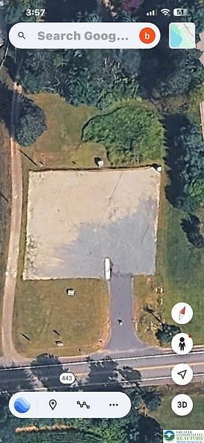 1st image of 516 W Blakeslee Blvd
