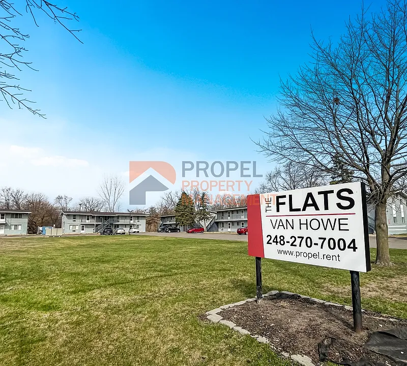 5672 Howe Rd #15