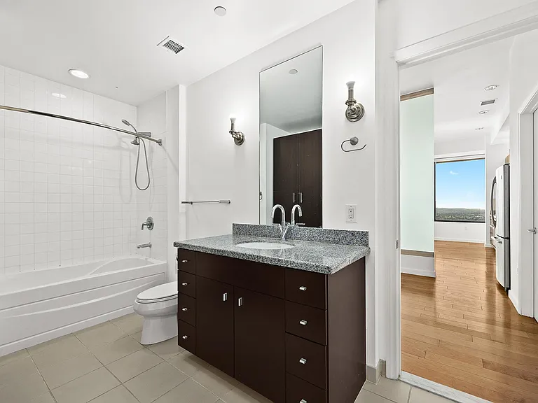 1100 Wilshire Blvd #3309 — Photo 20