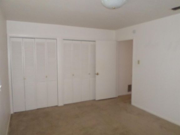 5th image of 3914 Devonshire Dr