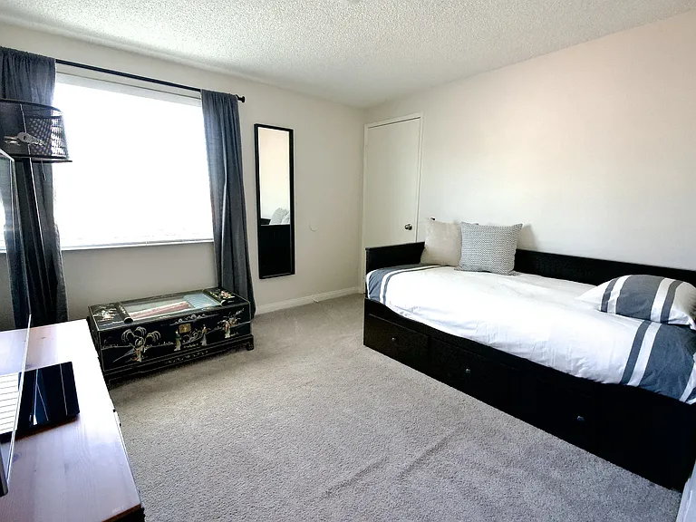 7176 Hillcroft Way — Photo 38