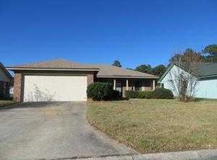 2335 Island Shore Dr S, Jacksonville, FL 32218