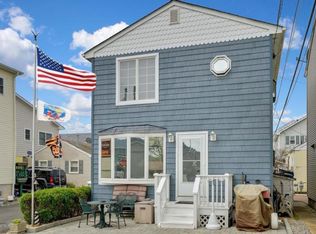 102 W Shore Way, Lavallette, NJ 08735
