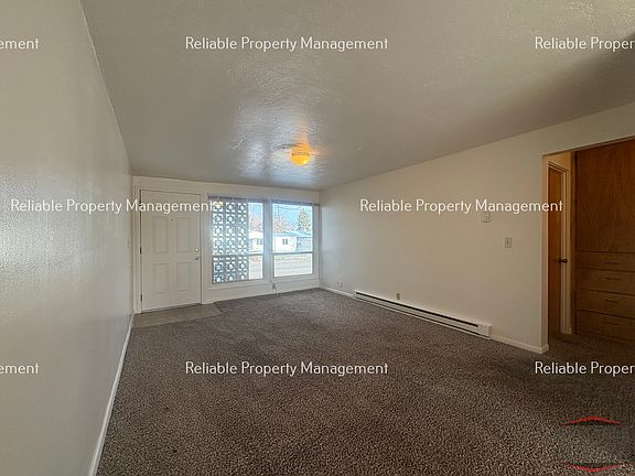 4th image of 1052 Garfield St #1052