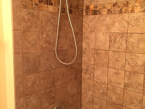 Shared Bathtub & Shower