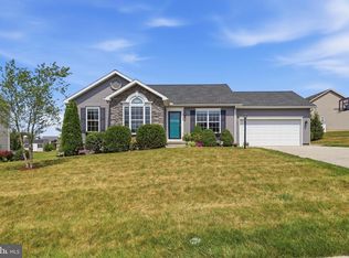 290 N Alpine Dr, York, PA 17408
