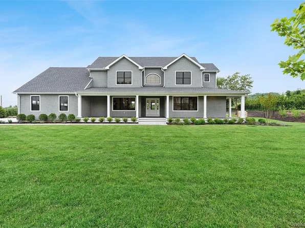 2820 Stanley Road, Mattituck, NY 11952