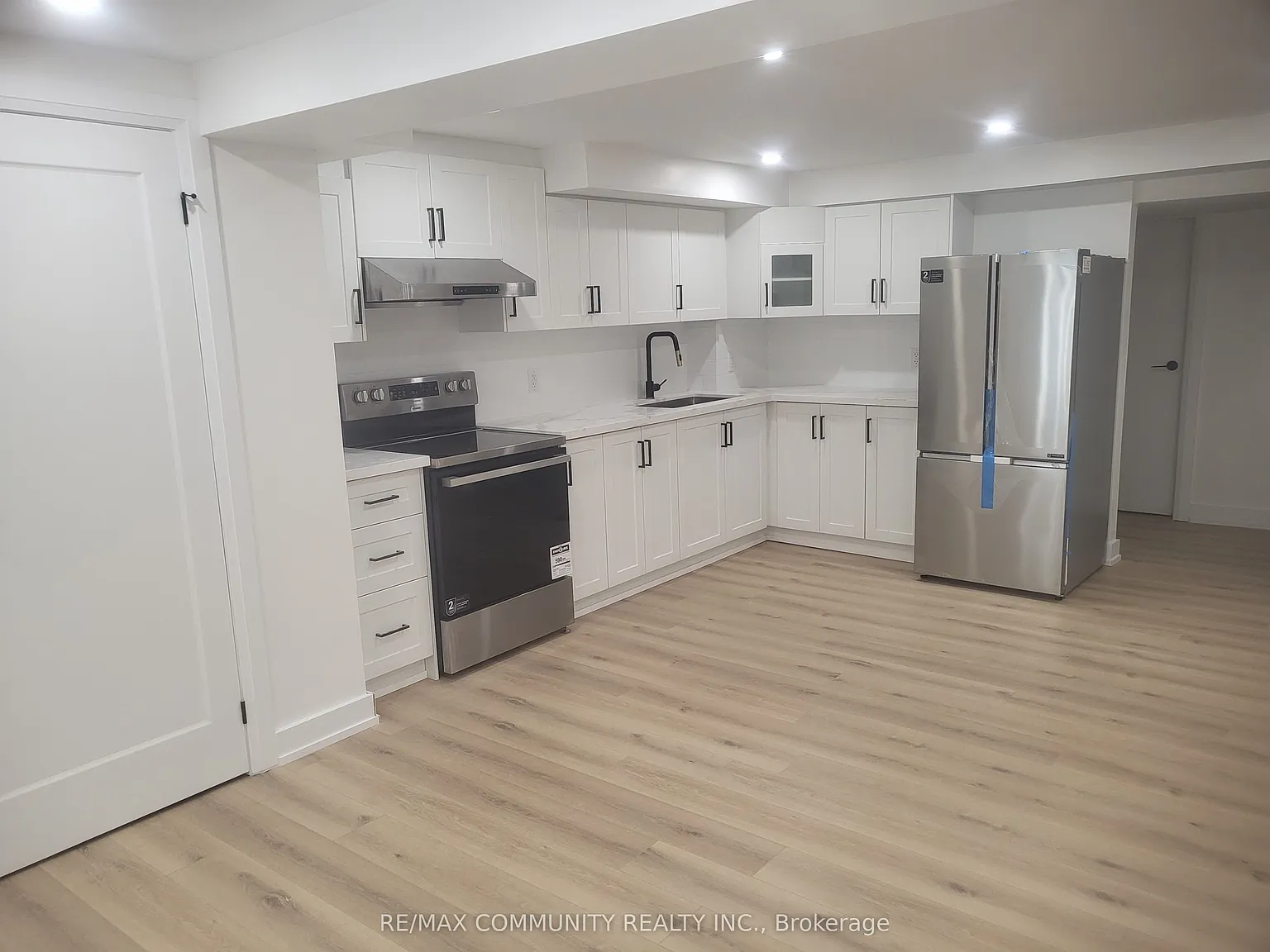 3 bed, $2,500 — Photo 4