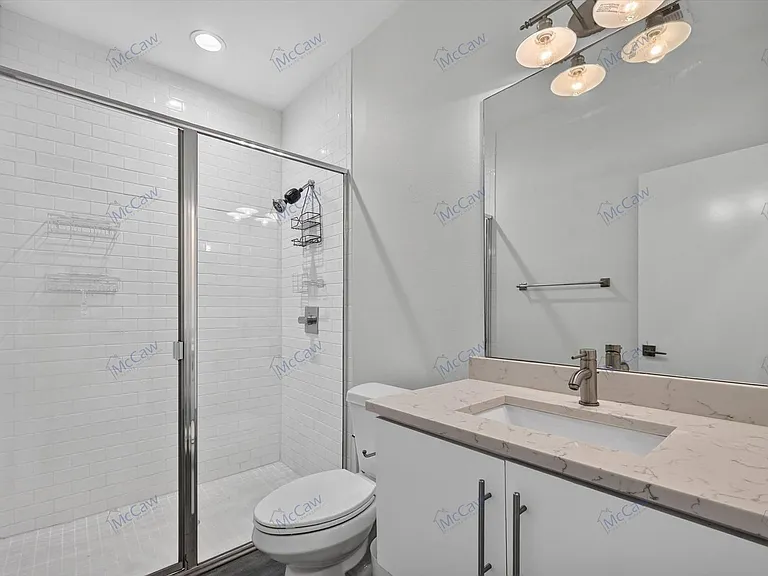 4413 Roseland Ave — Photo 18