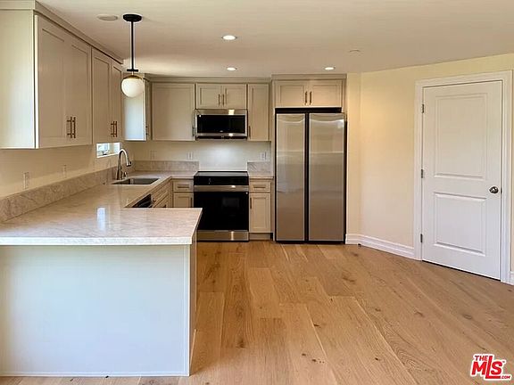 3rd image of 2807 Dunleer Pl #A