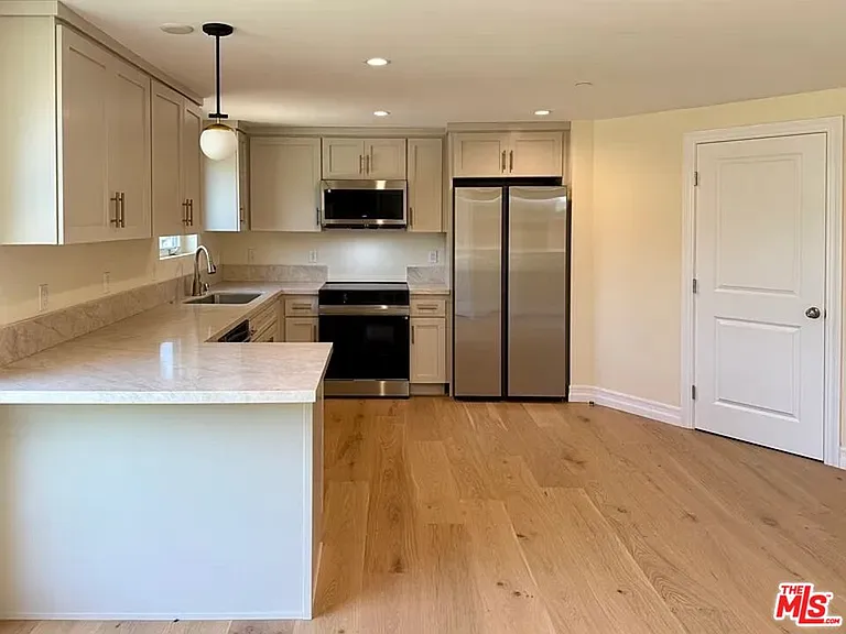 2807 Dunleer Pl #A — Photo 3