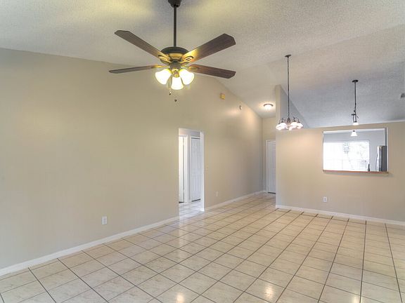 2nd image of 1247 Holly Springs Cir