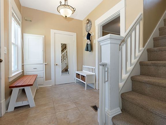 2nd image of 47 Whitehall Rd