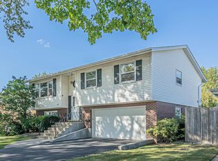 724 W Millers Rd, Des Plaines, IL 60016