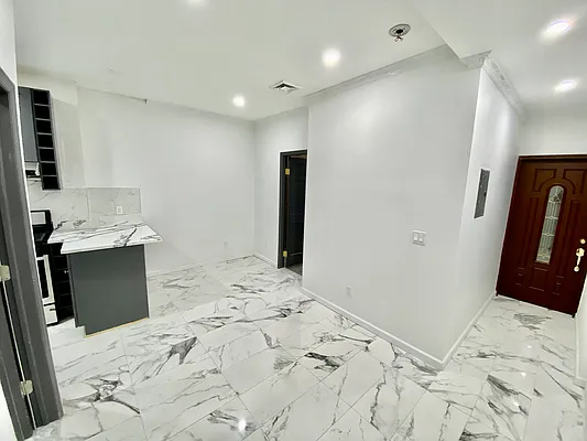 Rented by Compass | media 3