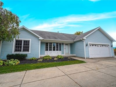 3499 Creekview Dr, Hamburg, NY, 14075