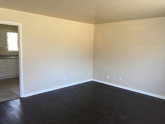 3rd image of 5842 Downing Dr