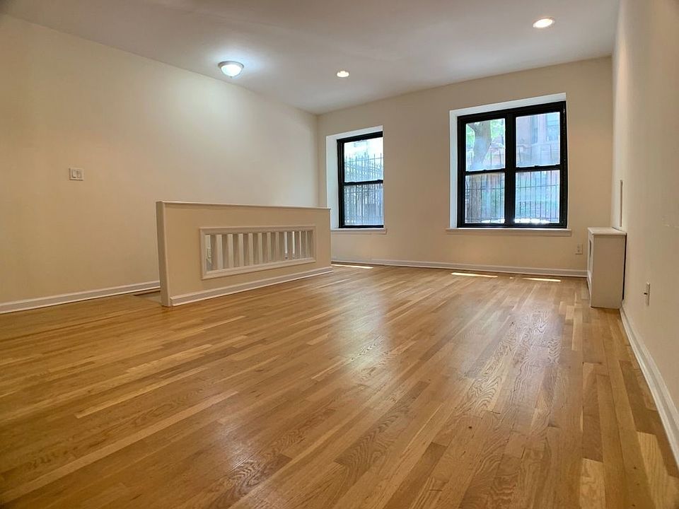 1st image of 7 W 87th St #11