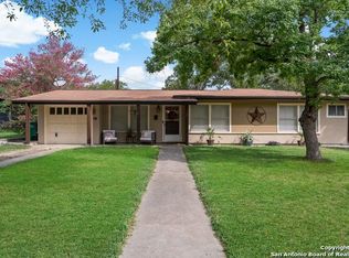 627 Blakeley Dr, San Antonio, TX 78209