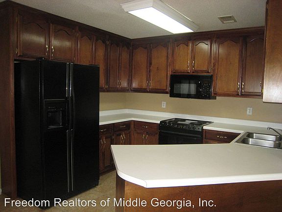 4th image of 222 Autumn Woods Dr