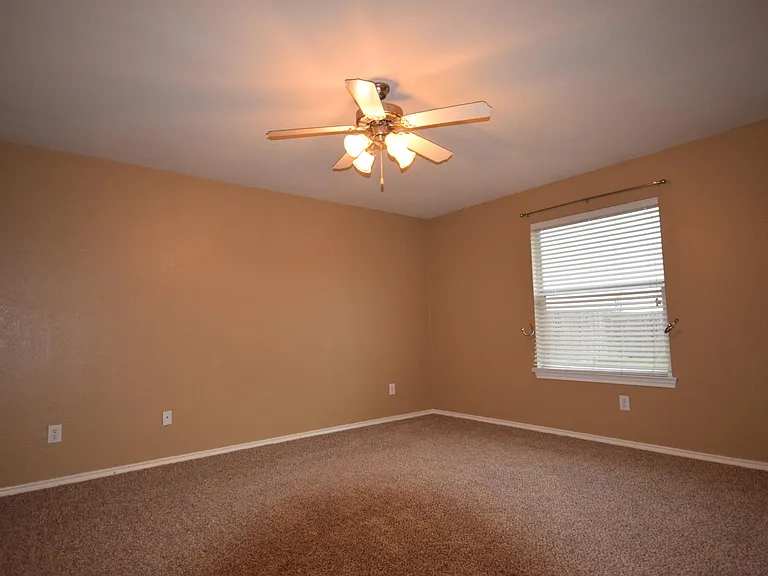 104 Meadow View Ln — Photo 6