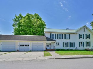 263 Union St, Morrisville, VT 05661