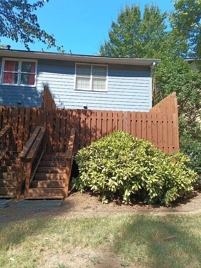 2 bed, 2.5 bath, $1,800 — Photo 2