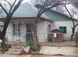601 N Texas Ave, Laredo, TX 78043