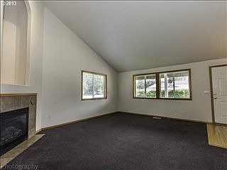 4th image of 10010 NE 105th Ave