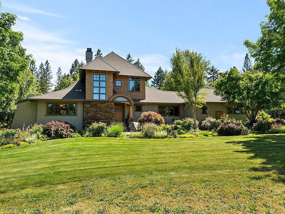 1st image of 693 Horizon Hills Rd