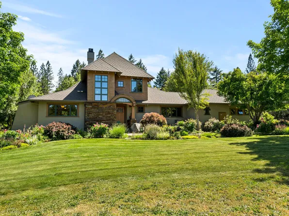 693 Horizon Hills Rd, Williams, OR 97544