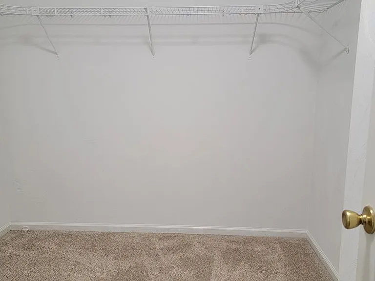 1110 Carriage Ct — Photo 16