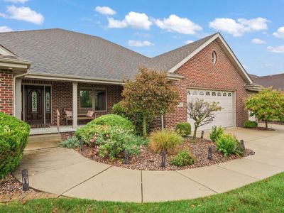 1757 Silver Hawk Dr, Crown Point, IN, 46307