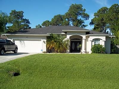 1st image of 1471 Freedom Ln