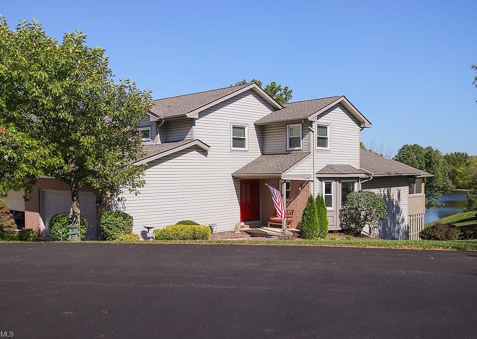 1st image of 3851 Retreat Dr