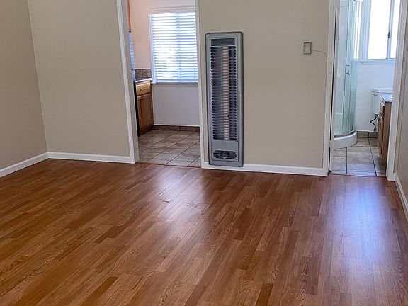 5th image of 4426 E 7th St APT 4