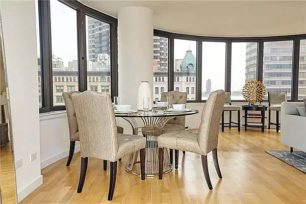 Rented by Park River | media 2