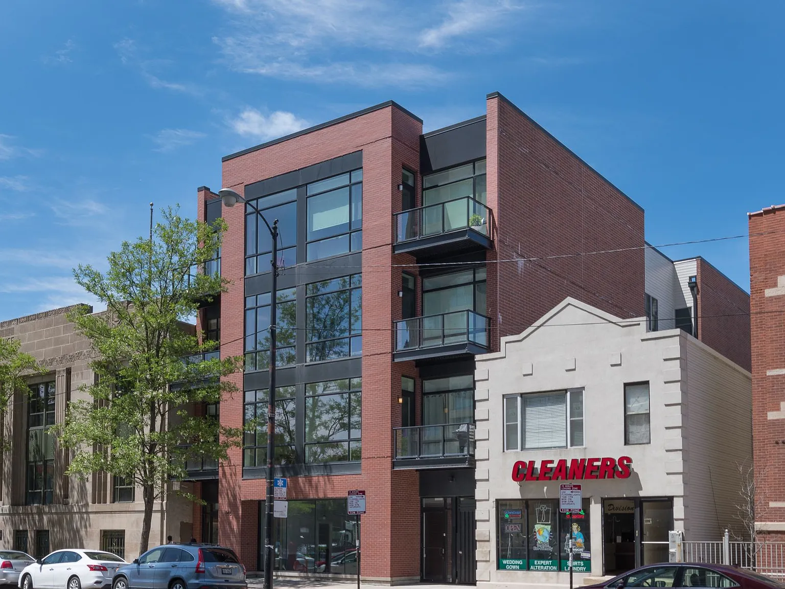 1510 W. Division — Photo 2