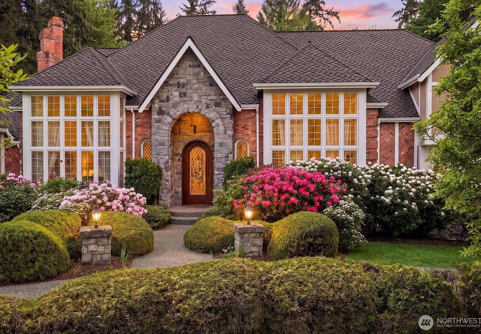 まーこです 19925 NE 129th Street, Woodinville, WA 98077 | Zillow