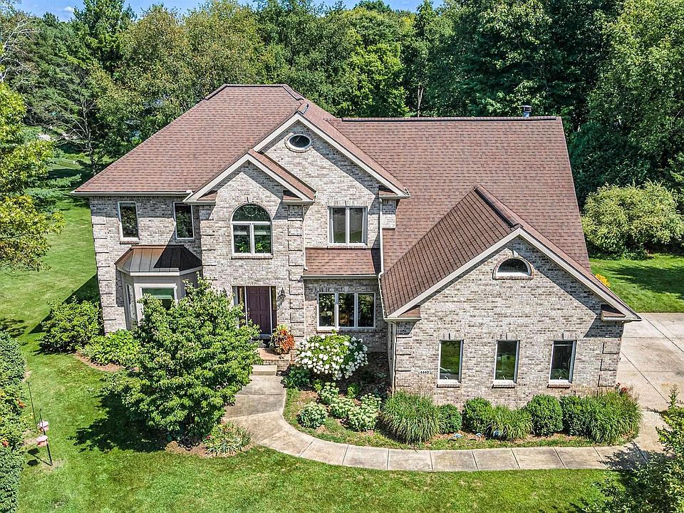 1st image of 4440 Glencoe Dr