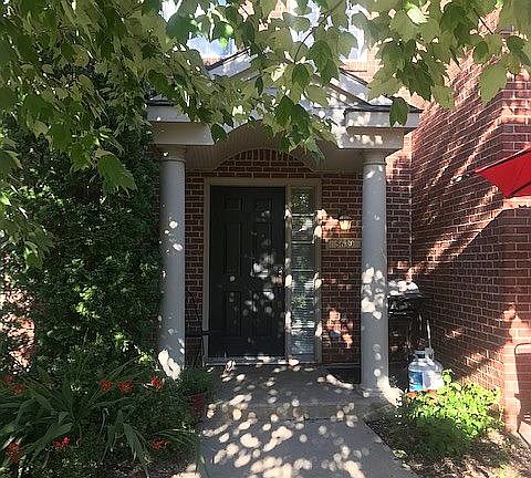 3rd image of 5639 Hampshire Ln