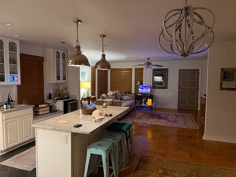 211 Jules Ave — Photo 6