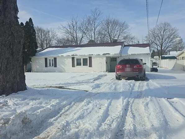 321 N Ruggles St, Bronson, MI 49028