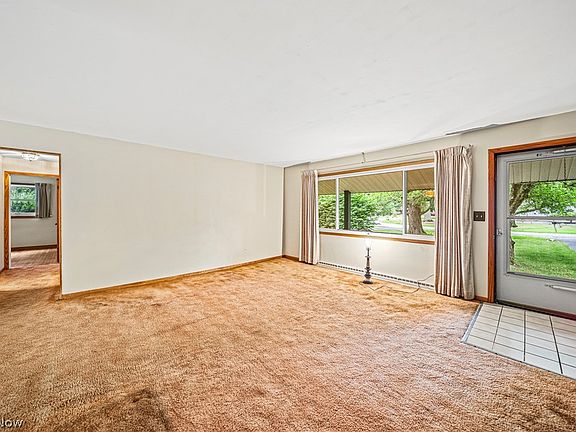 5th image of 5699 Shandle Blvd
