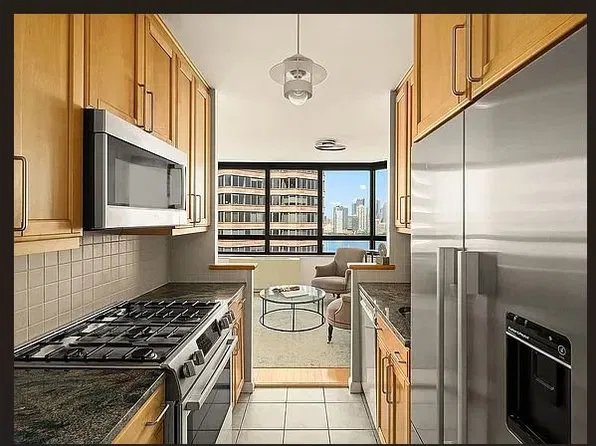 630 Avenue 23s, New York, NY 10016