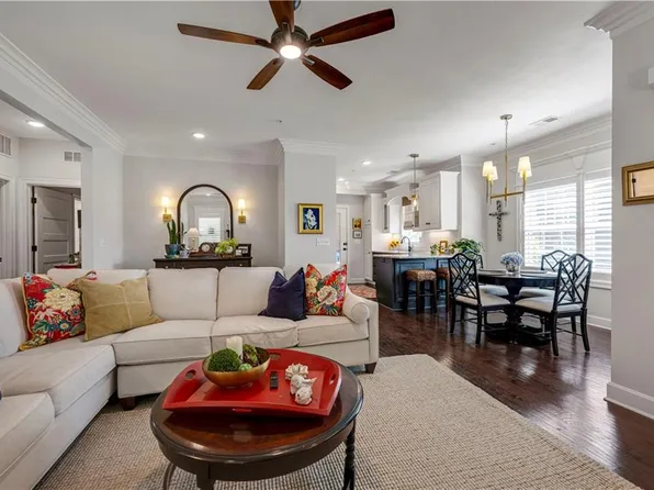 16010 Granada St APT 110, Overland Park, KS 66085