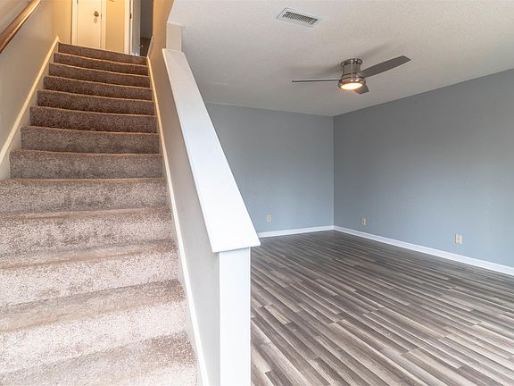 4th image of 471 Martha Ln