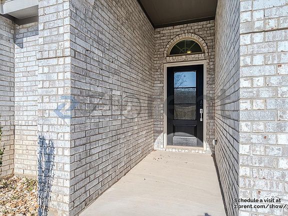3rd image of 282 Mountain Knolls Ln