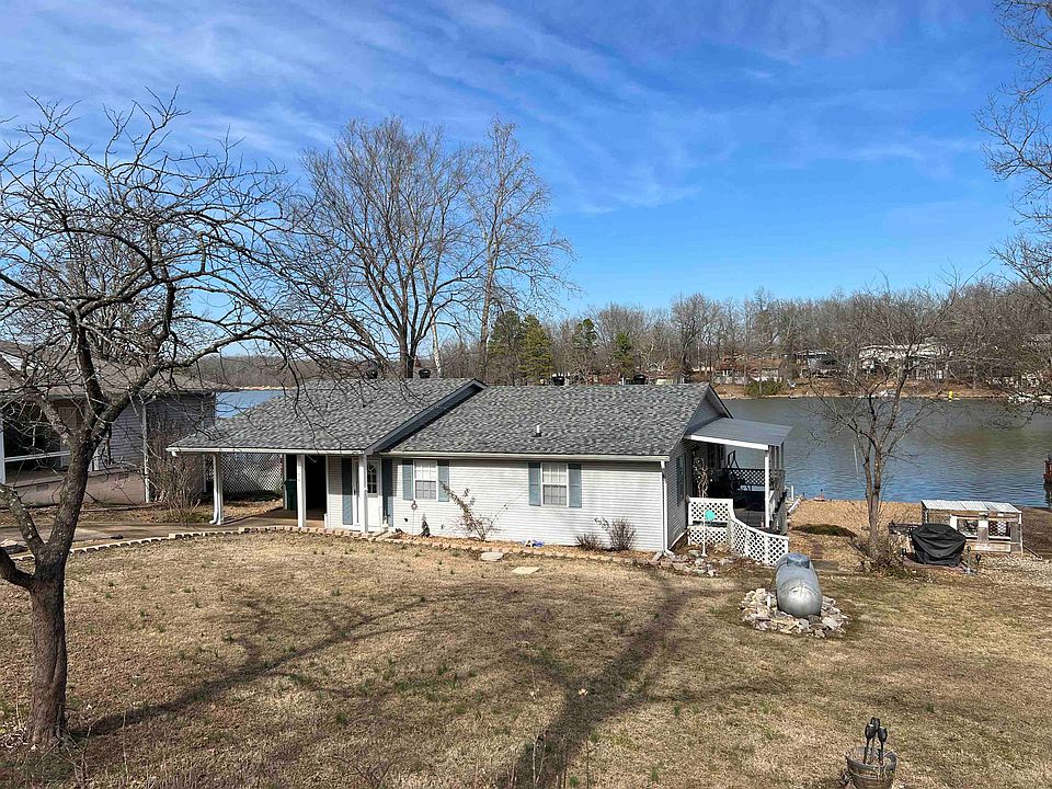 1st image of 164 E Lakeshore Dr