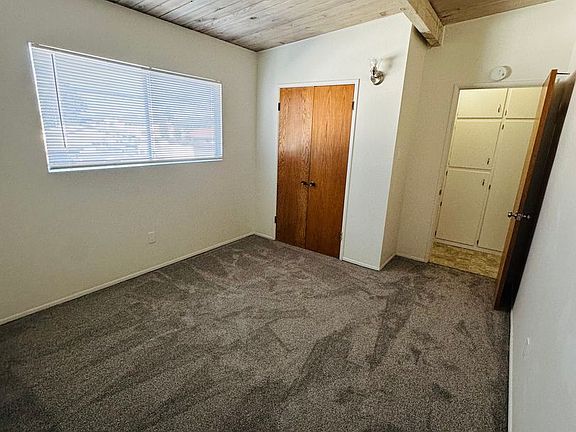 5th image of 501-509 W Chestnut Ave #505G